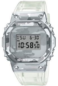 Часы CASIO GM-5600SCM-1ER